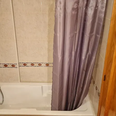 La Plaza Apartment *
