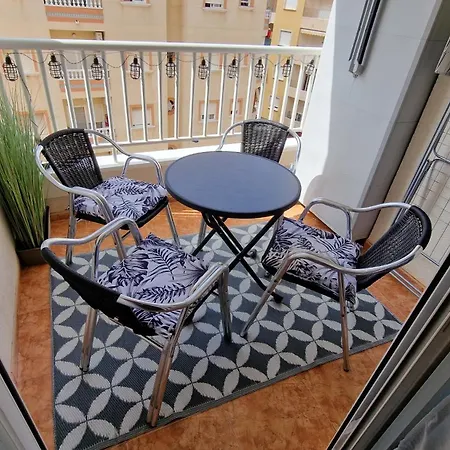 La Plaza Apartment *