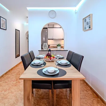 La Plaza * تورّيفيِخا